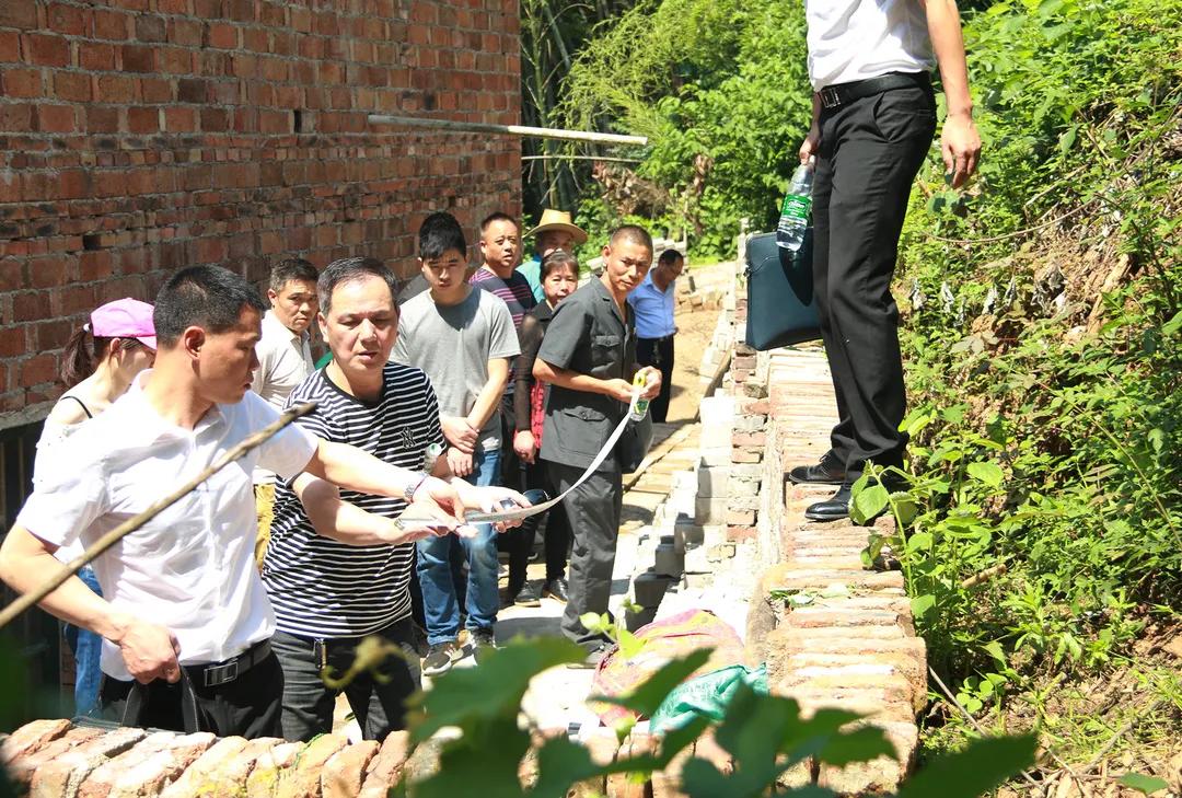 岳麓区交通肇事律师联系方式，专业法律服务保障交通安全权益